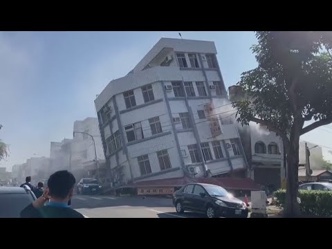 Powerful earthquake rocks Taiwan, causing tsunami to wash ashore on Japan
