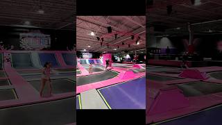 Приехали с дочкой в ЛЕТУЧУЮ БЕЛКУ потусить с одноклассницами на каникулах  #оттава #каникулы #бмв