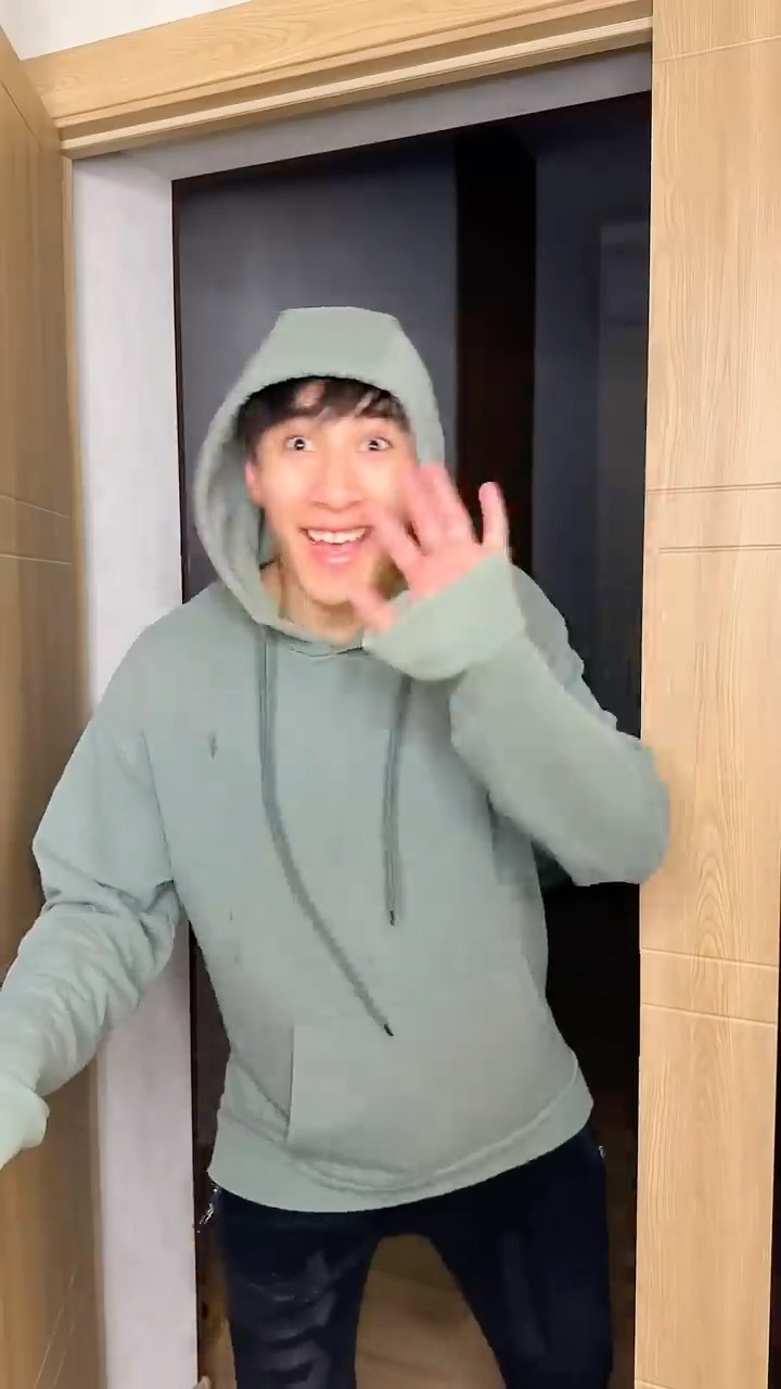 Hi ?