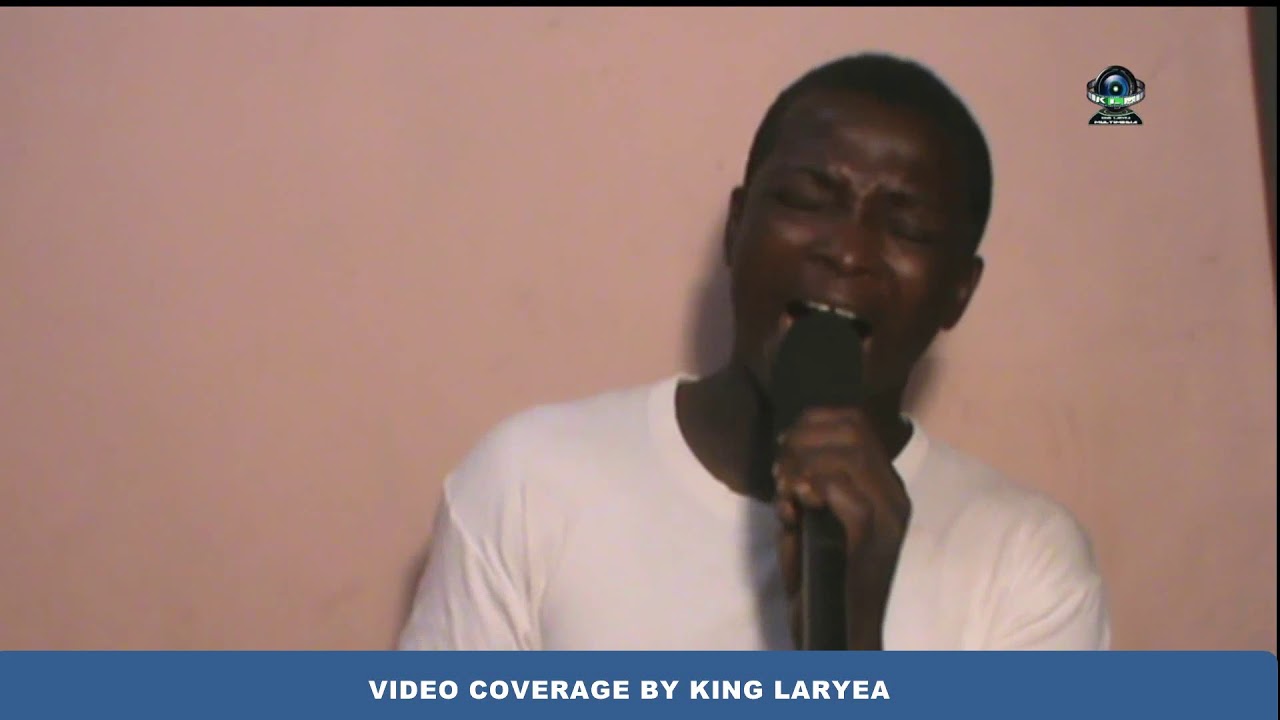 LIVE WORSHIP BY ATAA AYI AT KING LARYEA MULTIMEDIA STUDIO