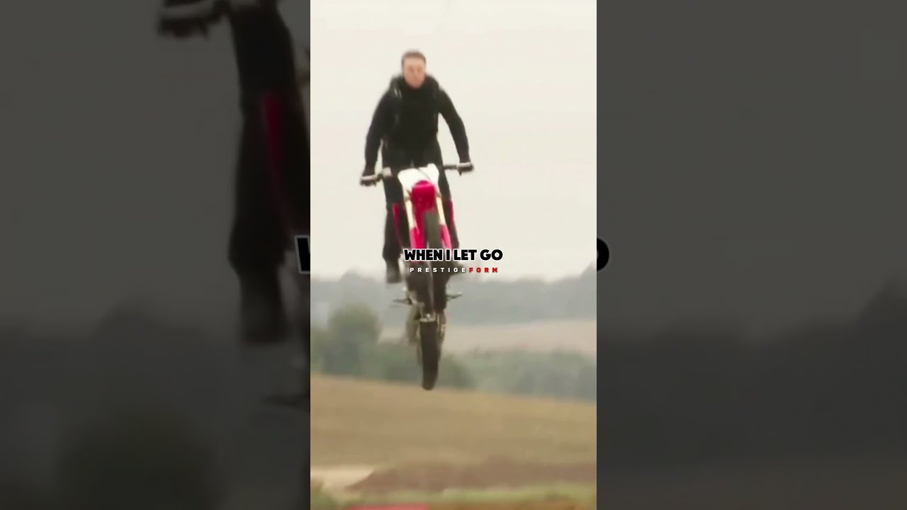 Tom Cruise Crazy Stunts S