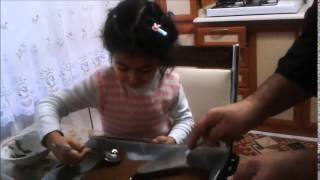 İşte Baba Kiz Süper Bi̇r Kek Tari̇fi̇