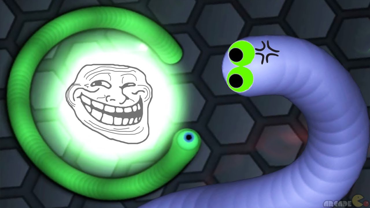 Slither.io Funniest Trolling Longest Snake In Slither.io (Funny/Best Moments)