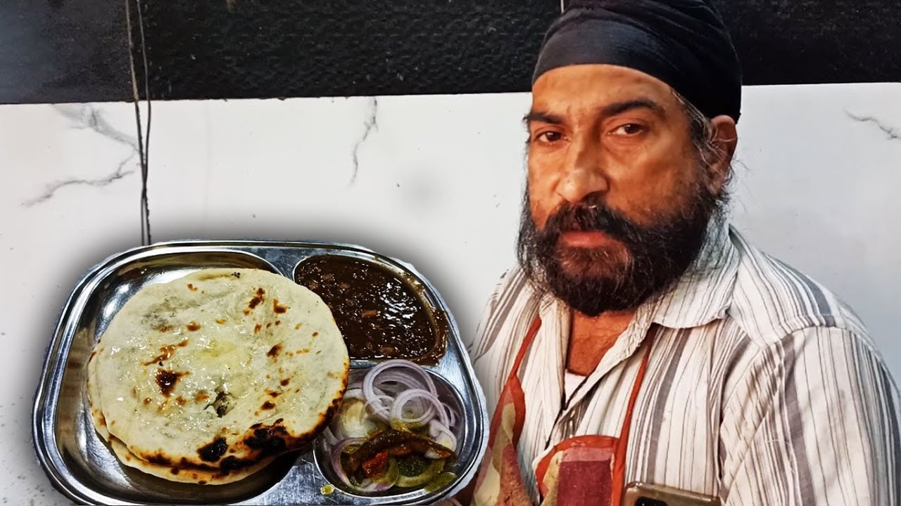 Sardar Ji ke Mashoor Chole Kulche LalBagh, Lucknow