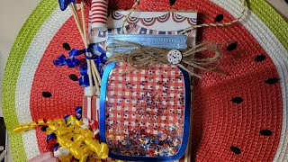 Project 3 for #satmornmakes with Jill Norwood. 4th of July Loaded Pocket Bag