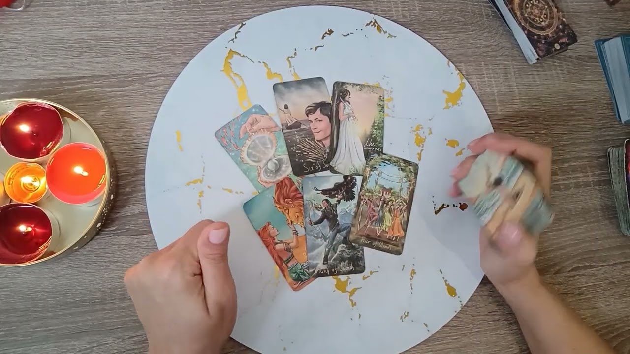 Мъжа и жената един към друг КОНТАКТ :worldtaro3@gmail.com