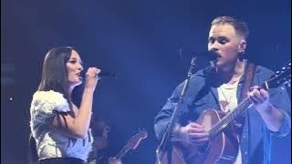 Zach Bryan, Kacey Musgraves Perform 'I Remember Everything' In Chicago 2024