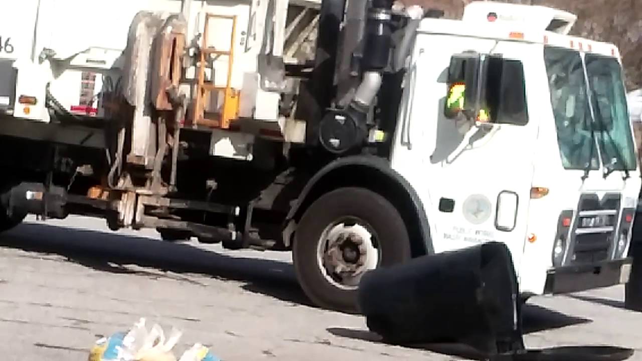 virginia-beach-garbage-truck-on-thursday-youtube