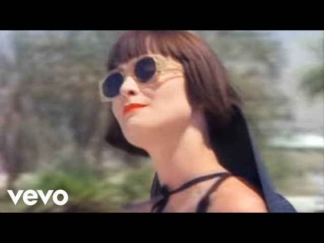 Swing Out Sister - Fooled by a Smile