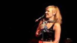 Natasha Bedingfield - Introduces her band - Calgary Stampede