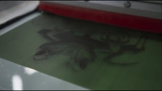 UV Reactive Ink Print Technique by LIQUID
