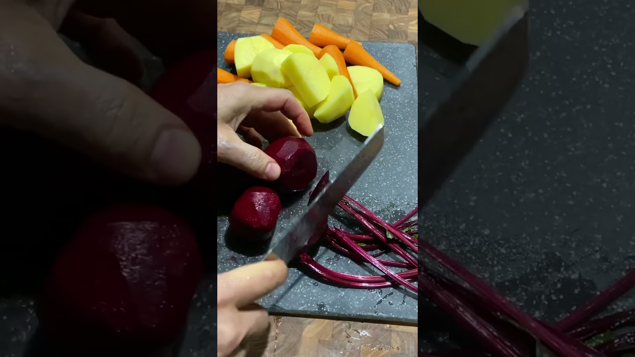 ￼Beetroot cutting skills 