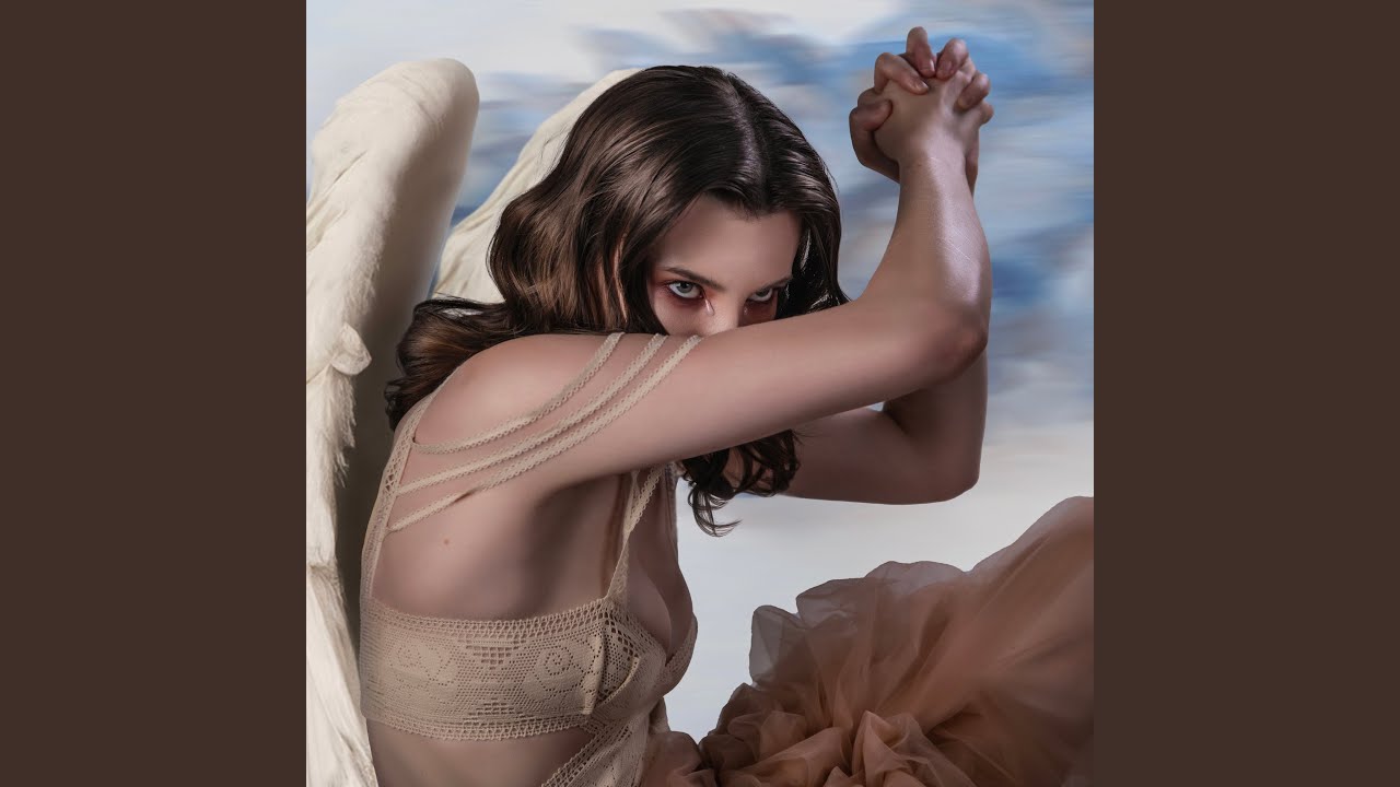 Παρακολούθηση Please... (interlude) στο YouTube Παρακολούθηση Please... (interlude) στο YouTube