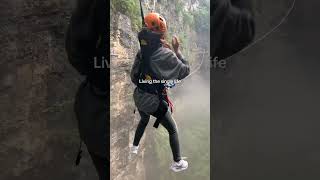 Saya menemukan template mengagumkan ini di CapCut. Ketuk tautan untuk mencobanya!