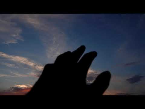 泣いてしまうのは