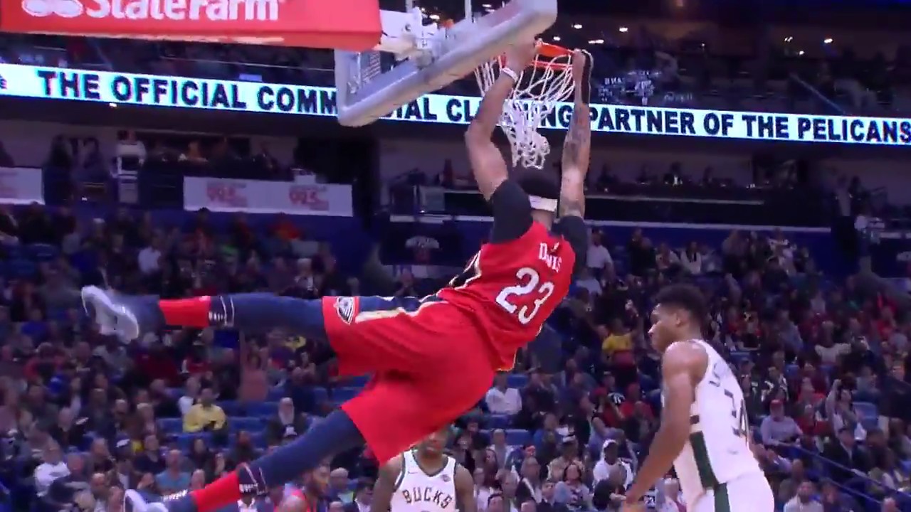 lonzo ball injury Anthony Davis puts up 25 points vs. Milwaukee Bucks