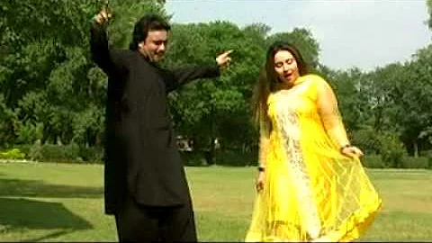 nadia gul raees bacha new advance || 2012songs || yam sharabi qkswat 03333727909.