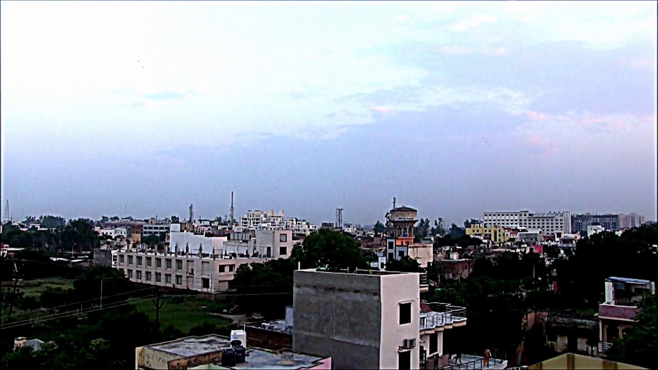 Friends Paying Guest House Great Roof Top View ( Bob Marley Restaurant