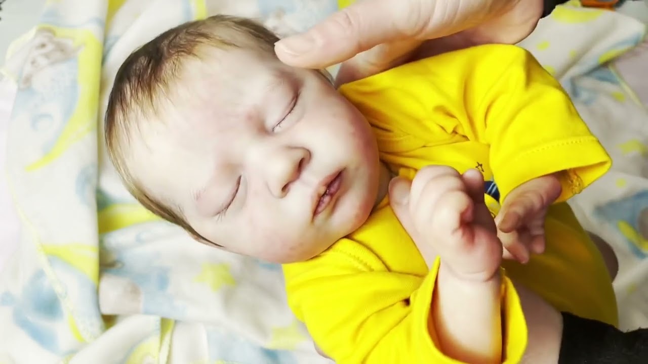 Reborn box opening kit Mia