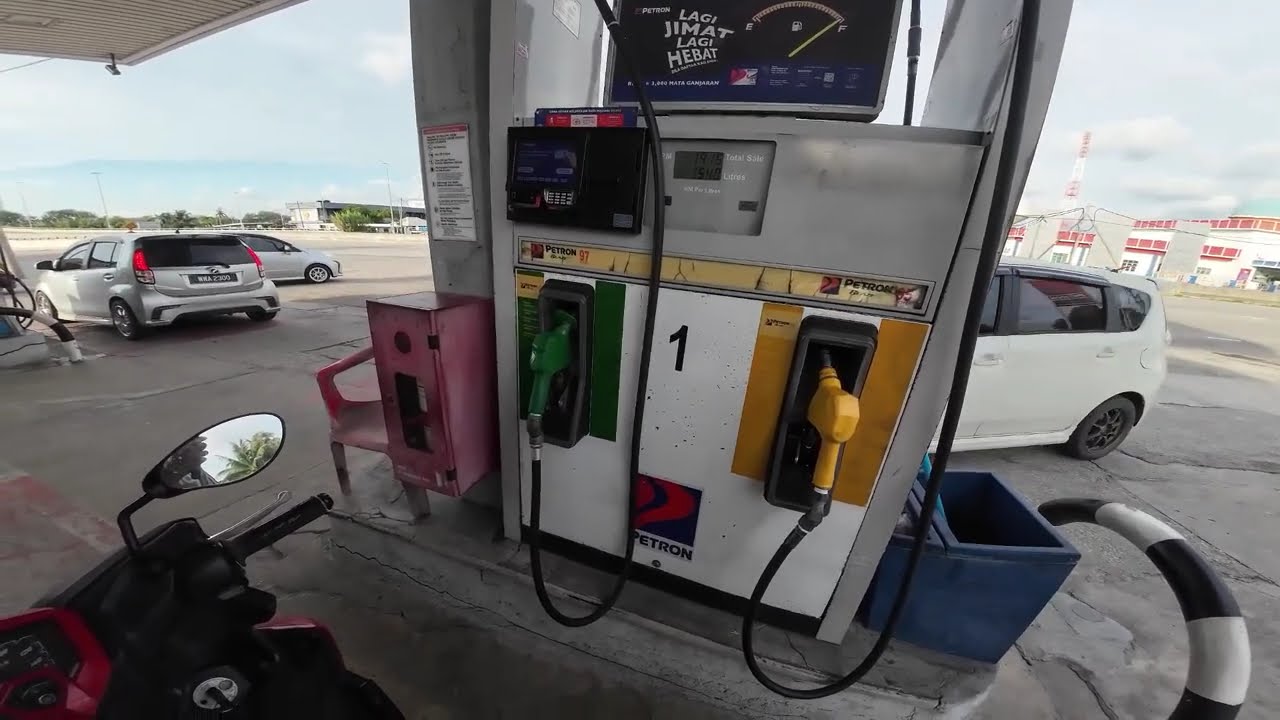 Cara isi bensin di Malaysia!