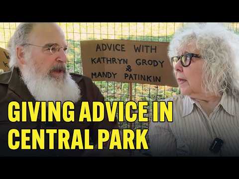 Mandy & Kathryn Hit the Streets of NYC. Will Anyone Ask Them for Advice?