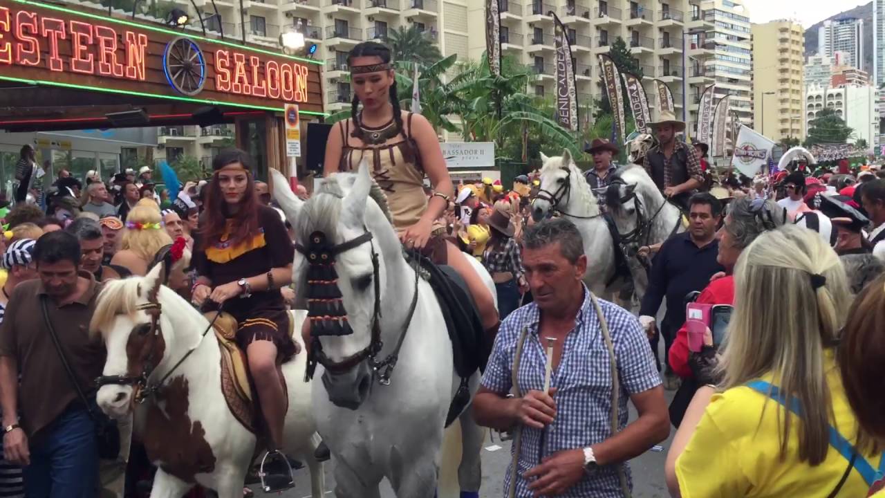 Benidorm Fiesta Fancy Dress Festival 2015 YouTube benidorm-fiesta-fancy-dress-festival-2015-youtube