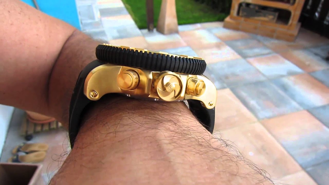 INVICTA SEA HUNTER.mod.0415