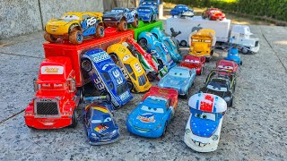 Clean up muddy minicars & disney pixar car convoys! Play in the garden