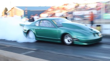 OUTLAW 10.5 Mike Dowling Art Raz Ryan Griffin and Eric Halverson Woodburn Drags Night of Fire