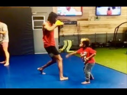 Wiz Khalifa Gives Son Boxing Lessons After Floyd Mayweather KO Conor McGregor!