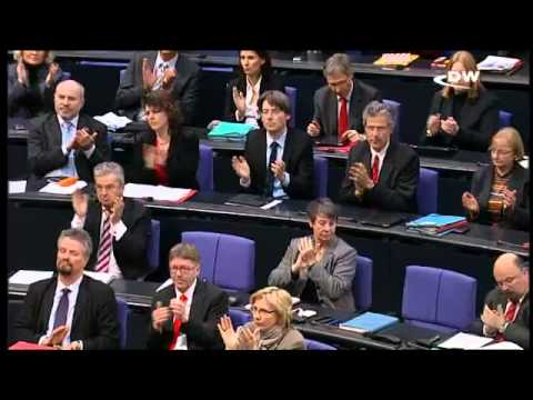 Парламент - место для дискуссий, но не для демонстраций