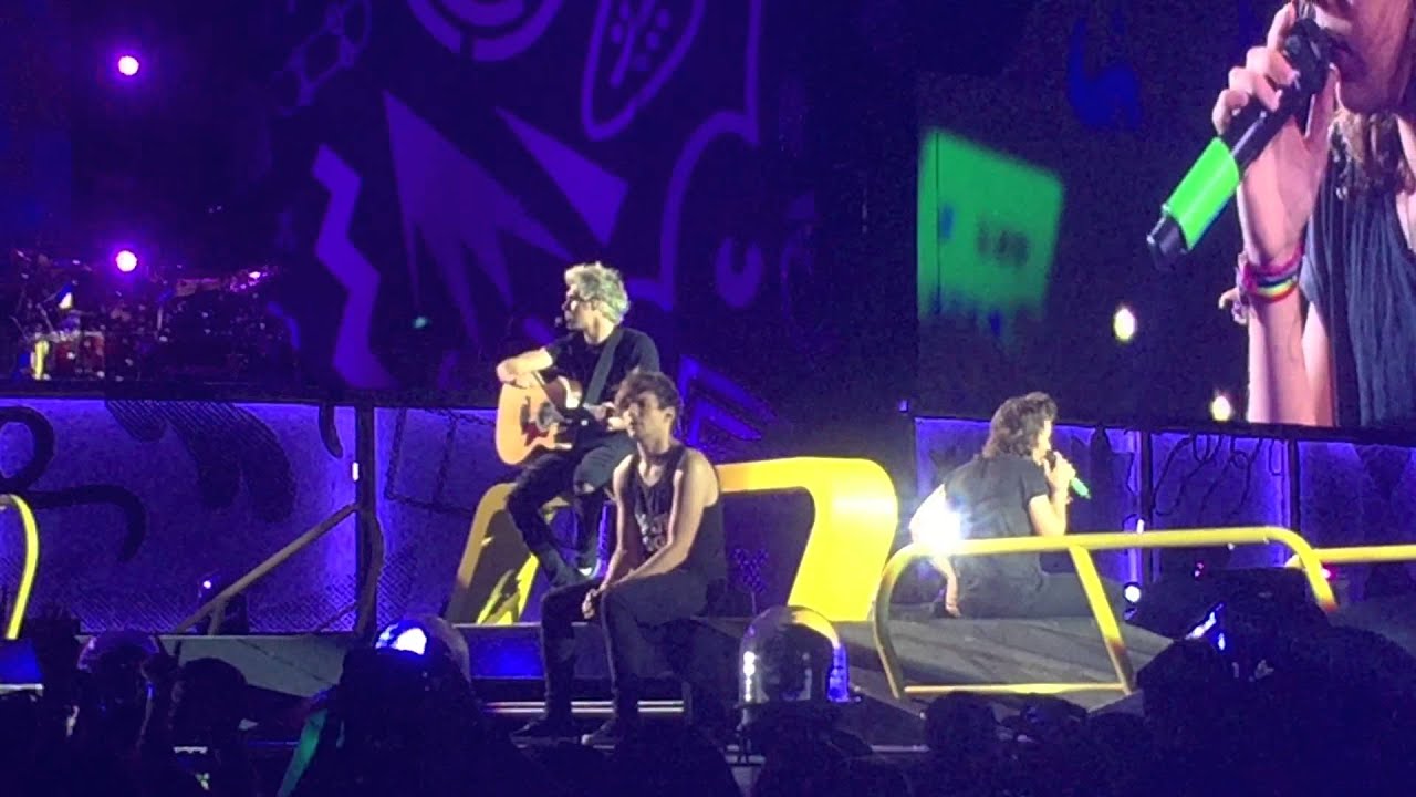 One direction - don't forget where you belong Cleveland, oh August 27, 2015