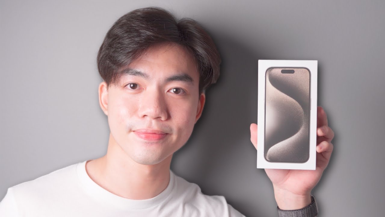 แกะกล่อง iPhone 15 Pro + First Impressions! (Natural Titanium) | bomyanapat