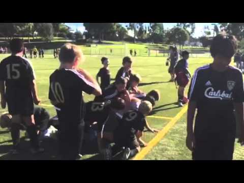 151107 Dog Pile the Coach