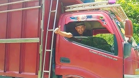 driver ini siap taklukan tanjakan ekstrim santigi Sulteng,,,