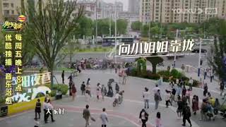 #李紫婷MiMi weibo อย่าลืมดูรายการ Sing Along the Way 《街头音浪》 ตอนสวมหน้ากากร้องเพลงบนถนนใน #街音浪
