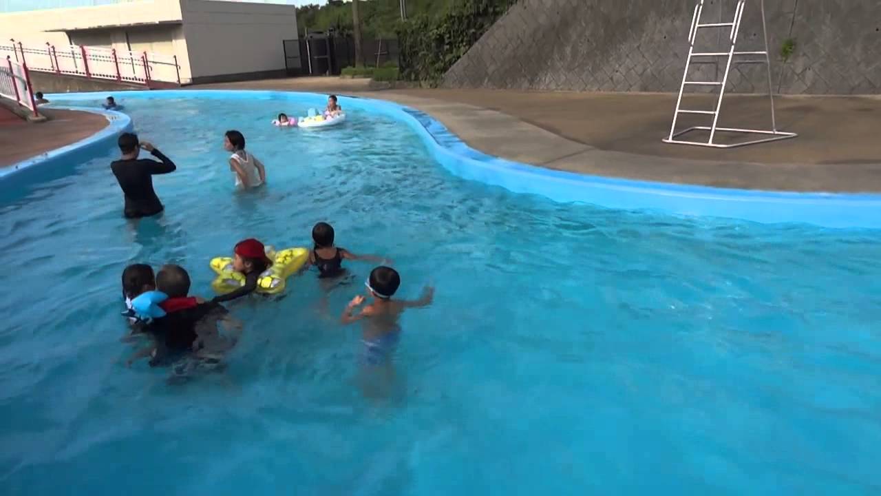 田川市民プール 流れるプール Youtube