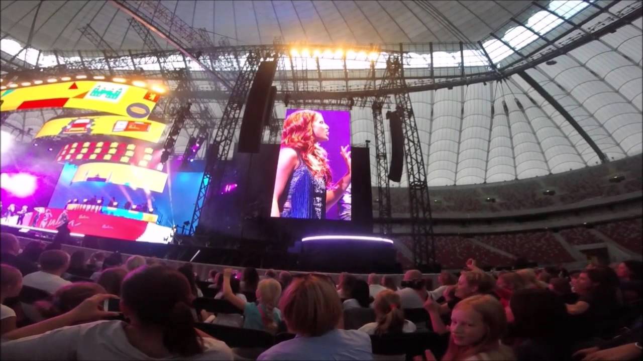 przywitanie z fanami Tini Jorge Cande Samuka Alba Facu Mechi i Diego en ViolettaLIVE Warsaw