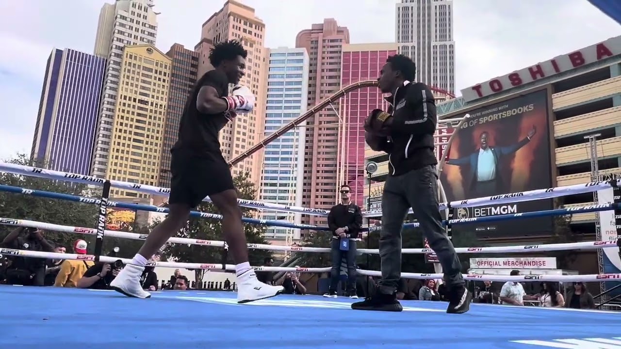 Abdullah Mason Shows Off Defense, Speed and Power at Media Workout