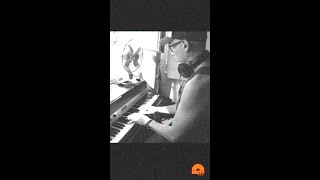 PRESSING RHODES JAM - Simon Grey