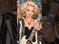 #rockstar #guitar #samanthafish #gibson