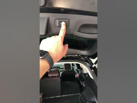 как открыть багажник киа соренто