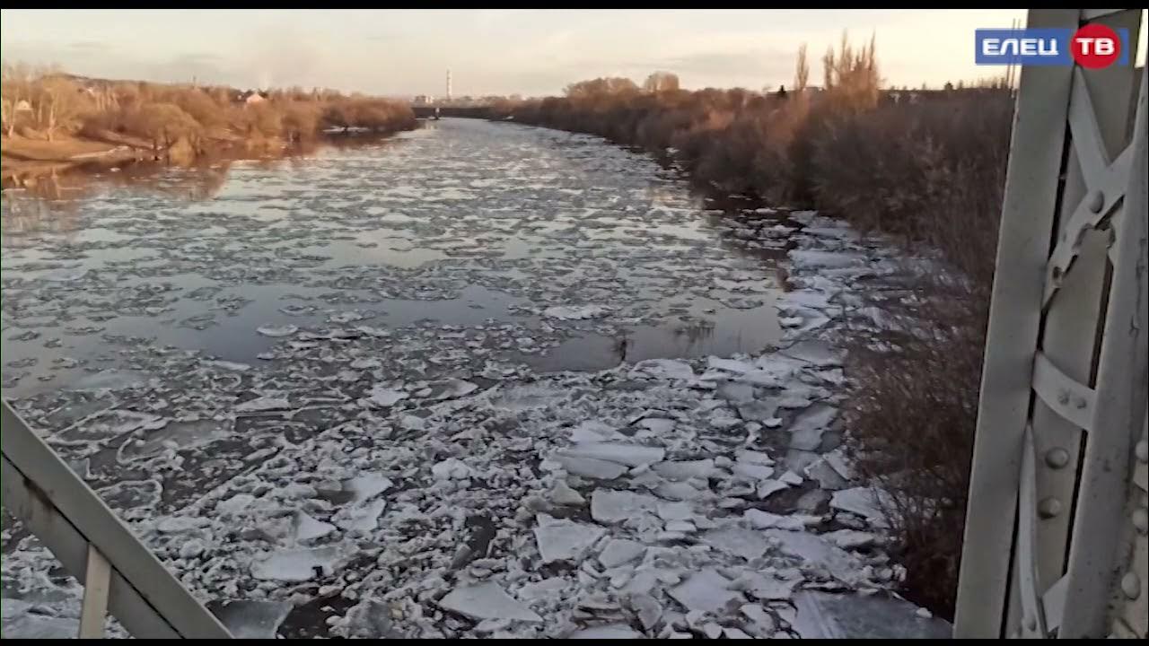 Уровень воды в реке смоленск. Наводнение в Ельце 1970. Елец, 1970 половодье Елец. Половодье 1970 Елец. Паводок в Ельце.