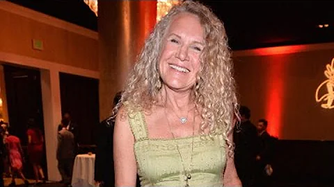 Christy Walton: How Much Is the World's Richest Wo...