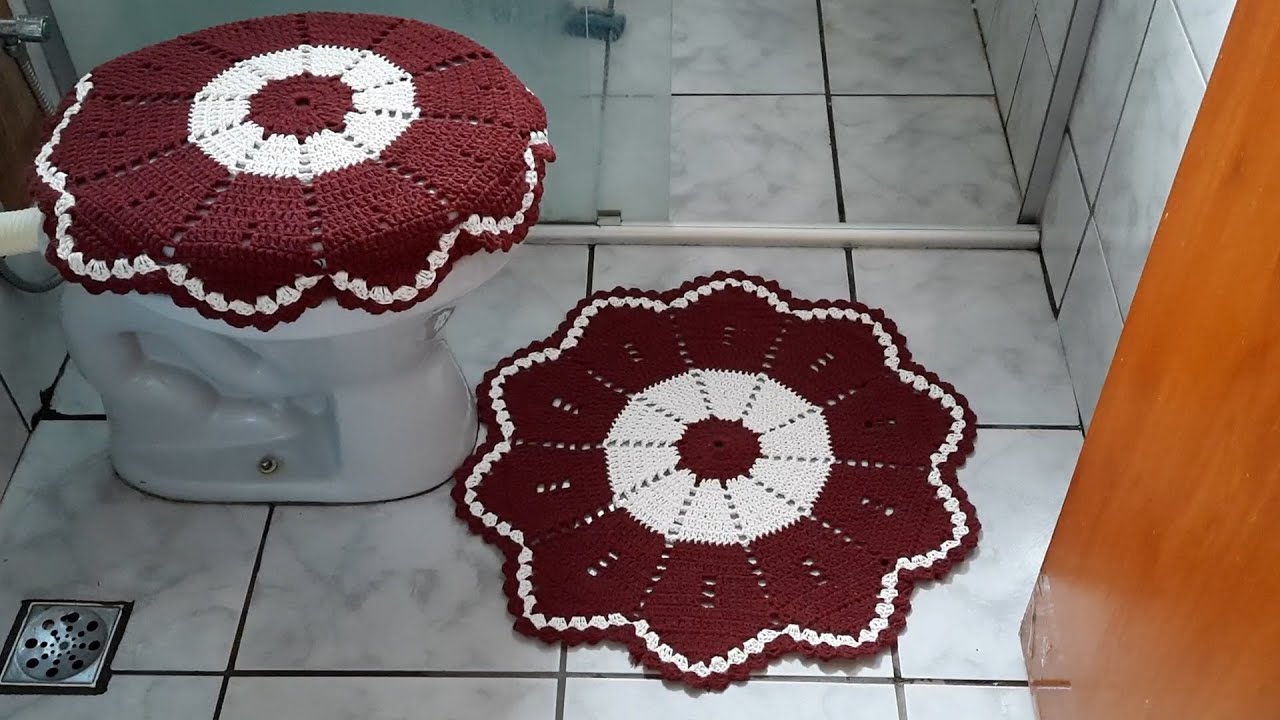 JOGO DE BANHEIRO DE CROCHÊ - TAPETE PÉ DO VASO
