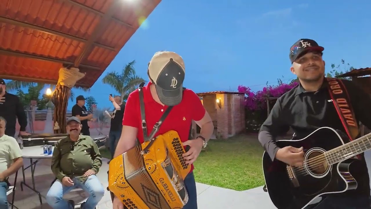 Flor De Capomo - Brandon Baez (En Vivo 2026)