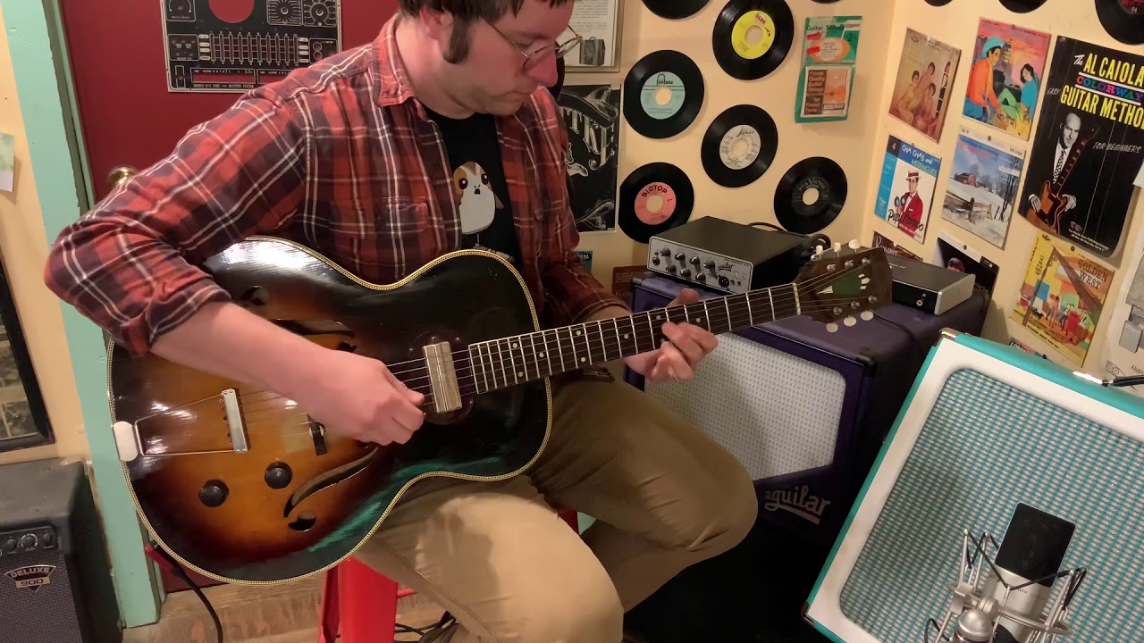 1940s Harmony-made H53 Silvertone hollowbody electric guitar