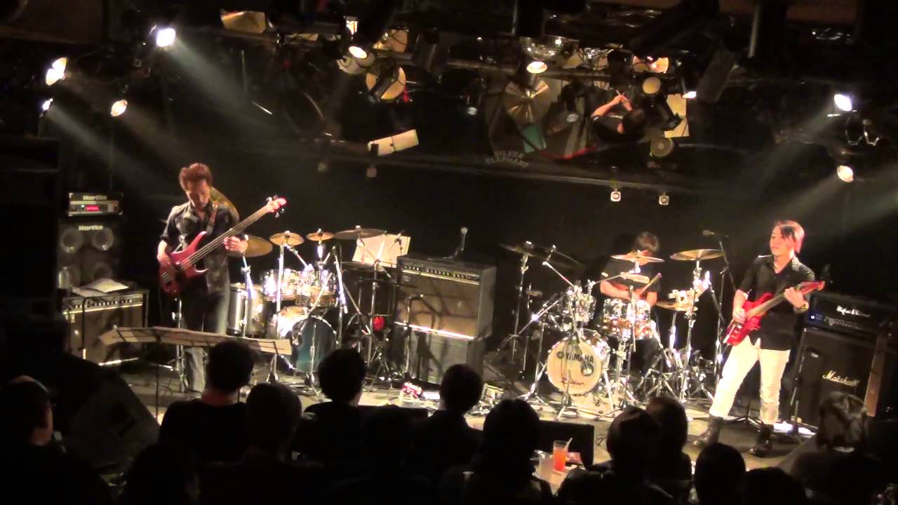 【美品】Trimurti / second トリムルティ ISAO 菅沼孝三 DELUSION AREA / Trimurti （トリムルティ）kozo suganuma(ds) - YouTube