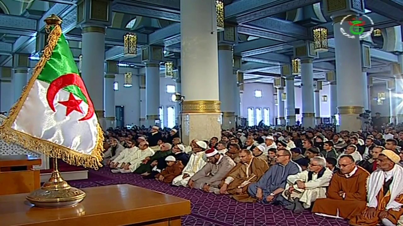 صلاة الجمعة من مسجد عبد الحميد بن باديس بوهران 6 جانفي 2017