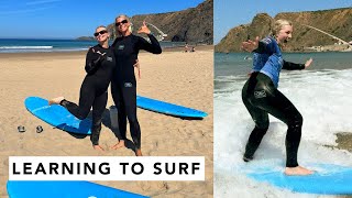 LEARNING TO SURF! | Estée Lalonde